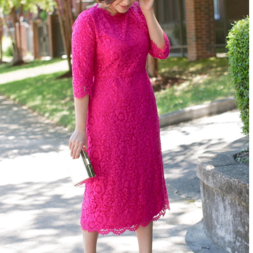 Dainty Jewel‘s Lace dress